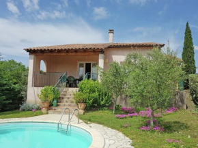 Гостиница New villa round swimmingpool beautiful view  Корнийон